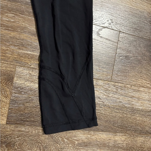 Lululemon Inspire Crop II Black (6) - Picture 10 of 13